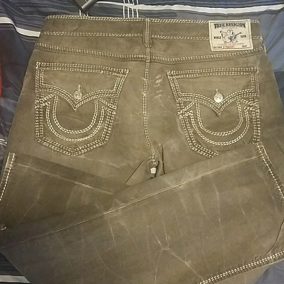 True Religion and Rock Revival Jeans - Picture 2 of 6